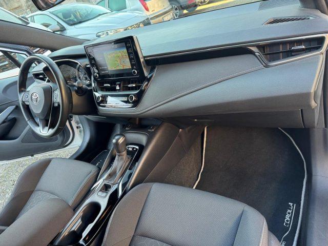 TOYOTA Corolla Touring 1.8 Hybrid Business(AUTOCARRO N1)