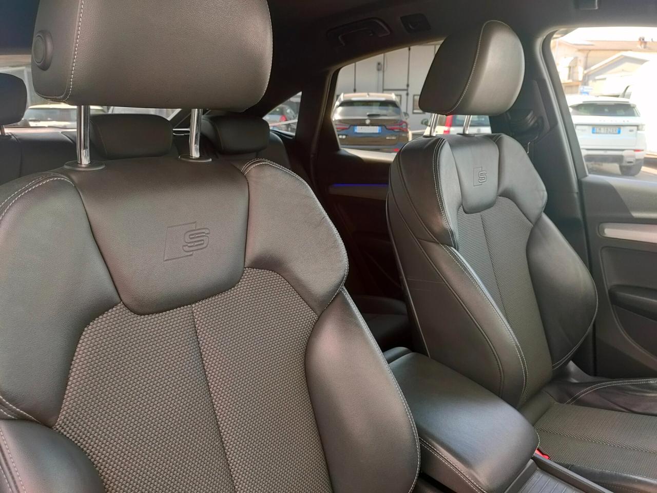 Audi Q5 50 TFSI e quattro S tronic line