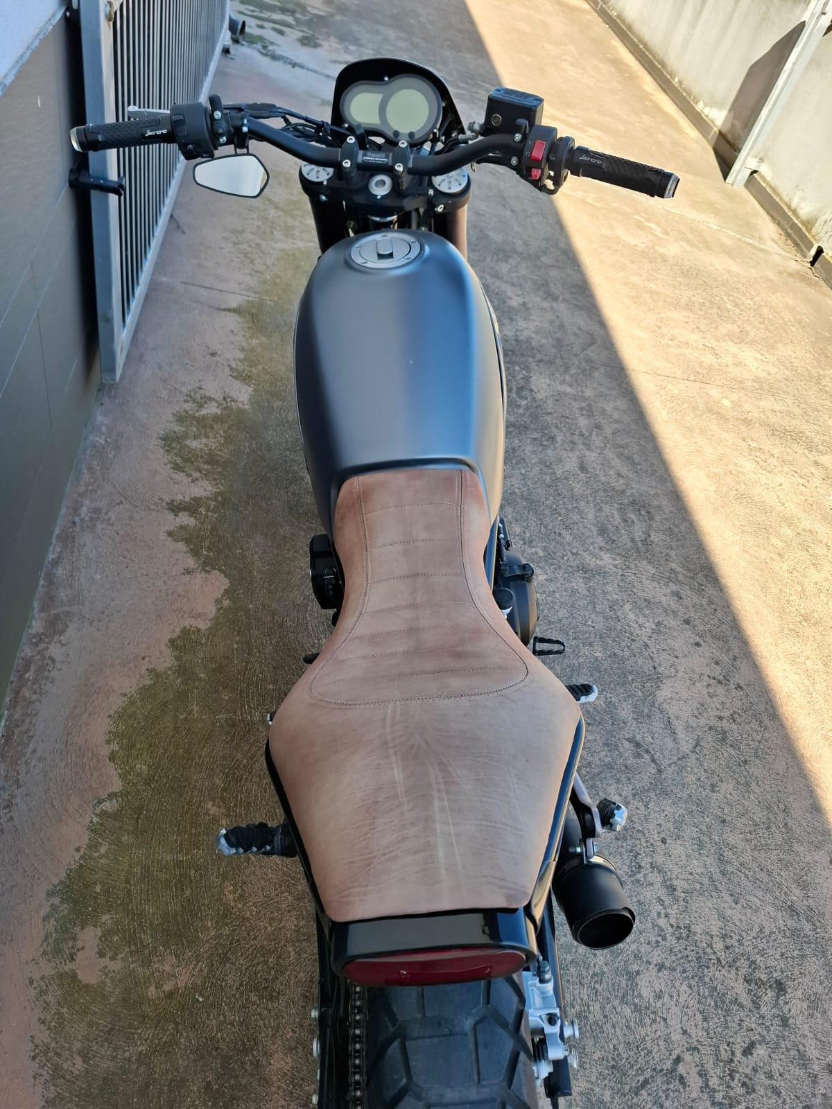 Benelli Leoncino 500