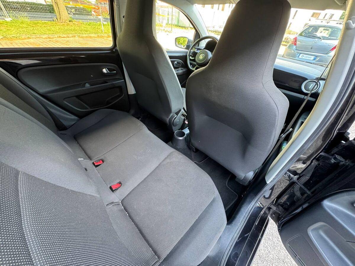 Volkswagen up! 1.0 Move up! 75cv 5p asg