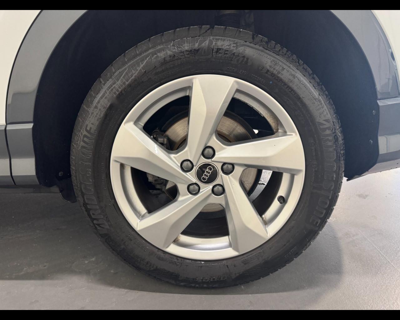 AUDI Q3 35 TDI S-TRONIC BUSINESS ADVANCED