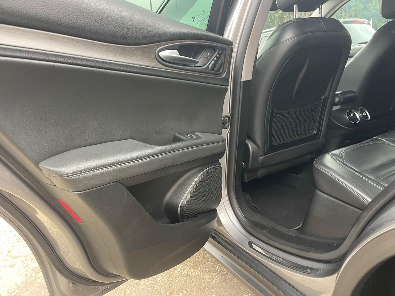 Alfa Romeo Stelvio Executive AT8 Q4 2.2 TurboDiesel 210cv