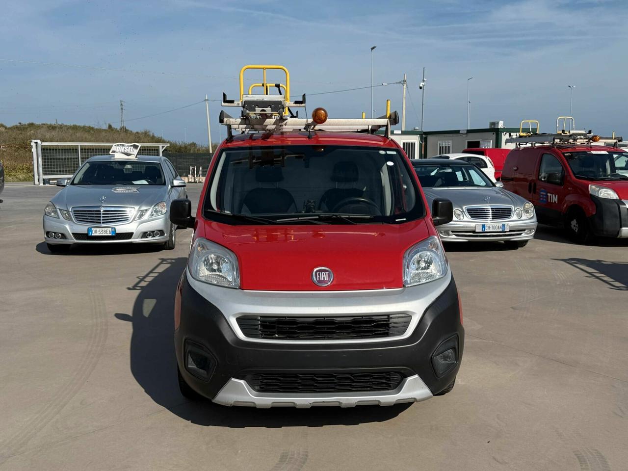 Fiat Fiorino 1.3 MJT 95CV Cargo Adventure EX TIM 2017