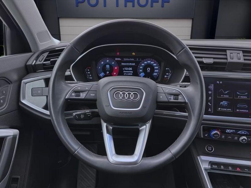 Audi Q3 Q3 40 TDI quattro S tronic S line edition Navi Camera 19" Gancio