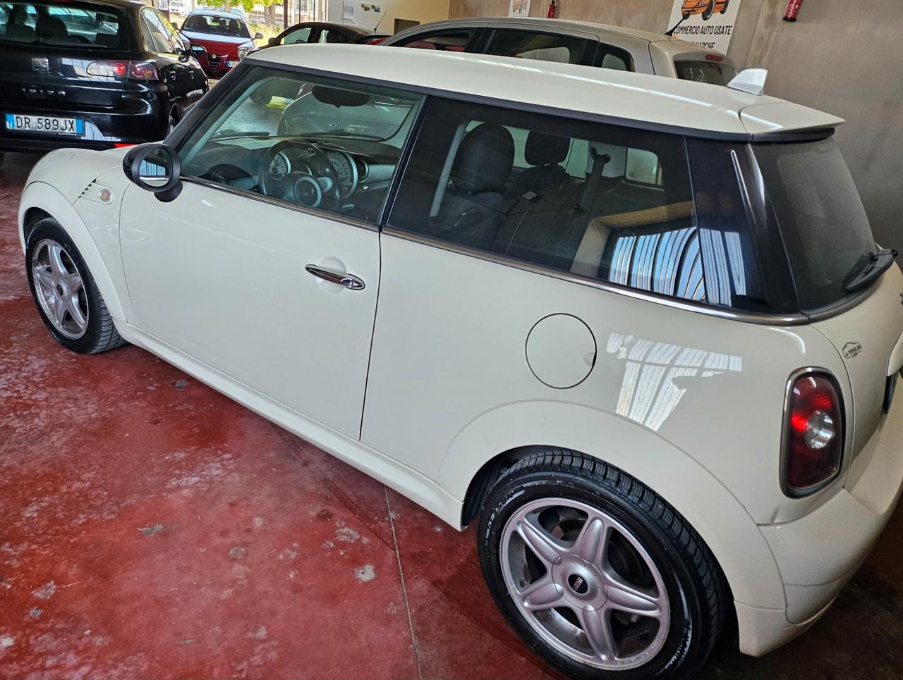 Mini 1.4 16V One Pepper
