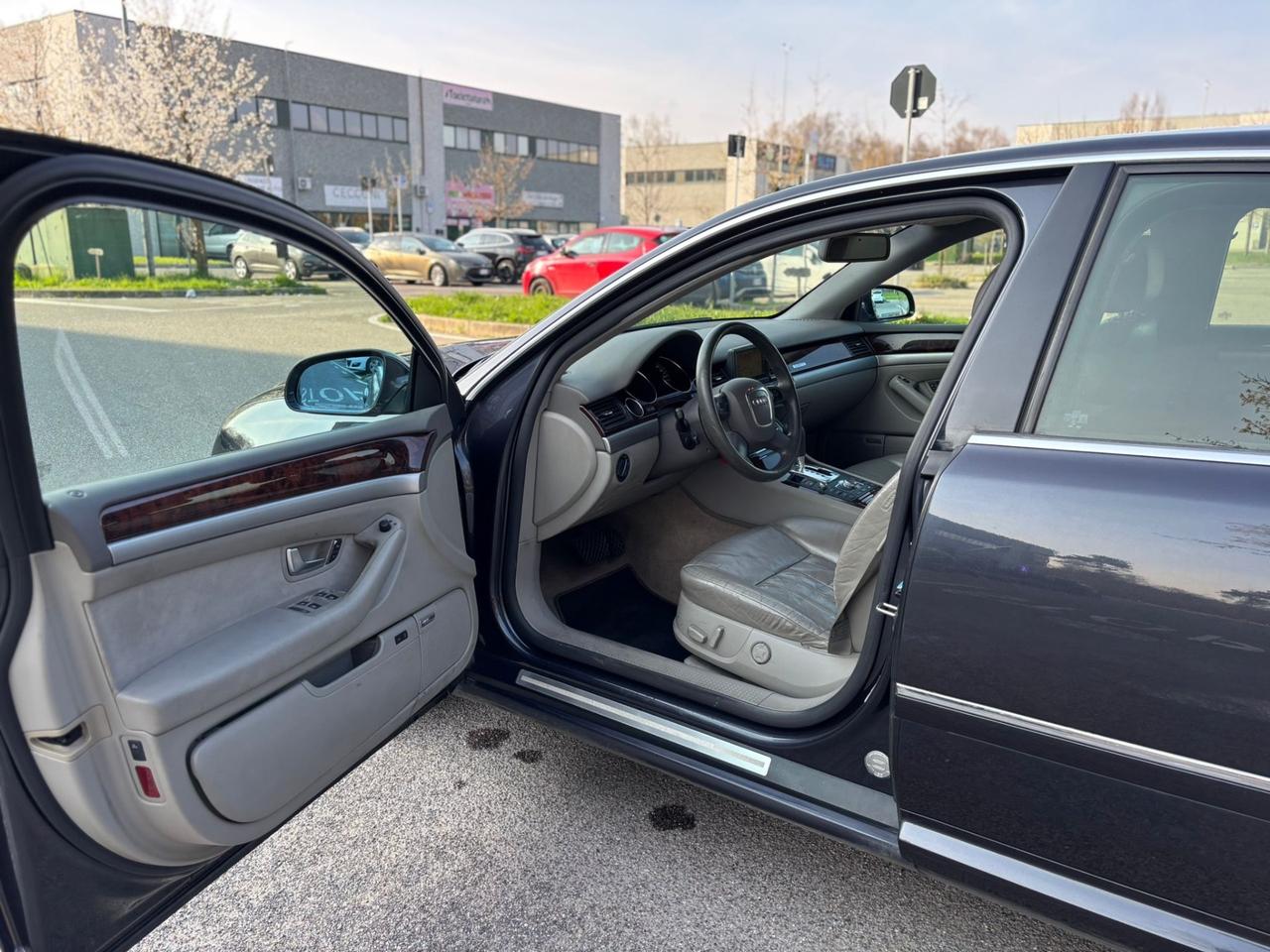 Audi A8 3.0 V6 TDI F.AP. quattro tiptronic