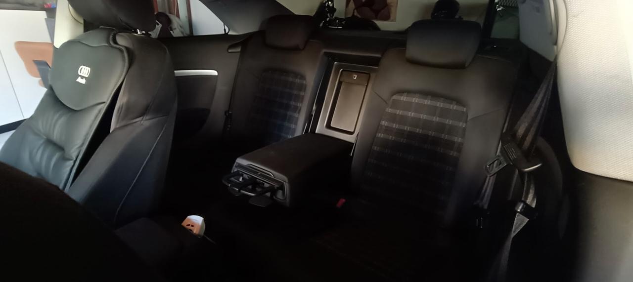 Audi A5 2.0 TFSI 211 CV multitronic Ambition