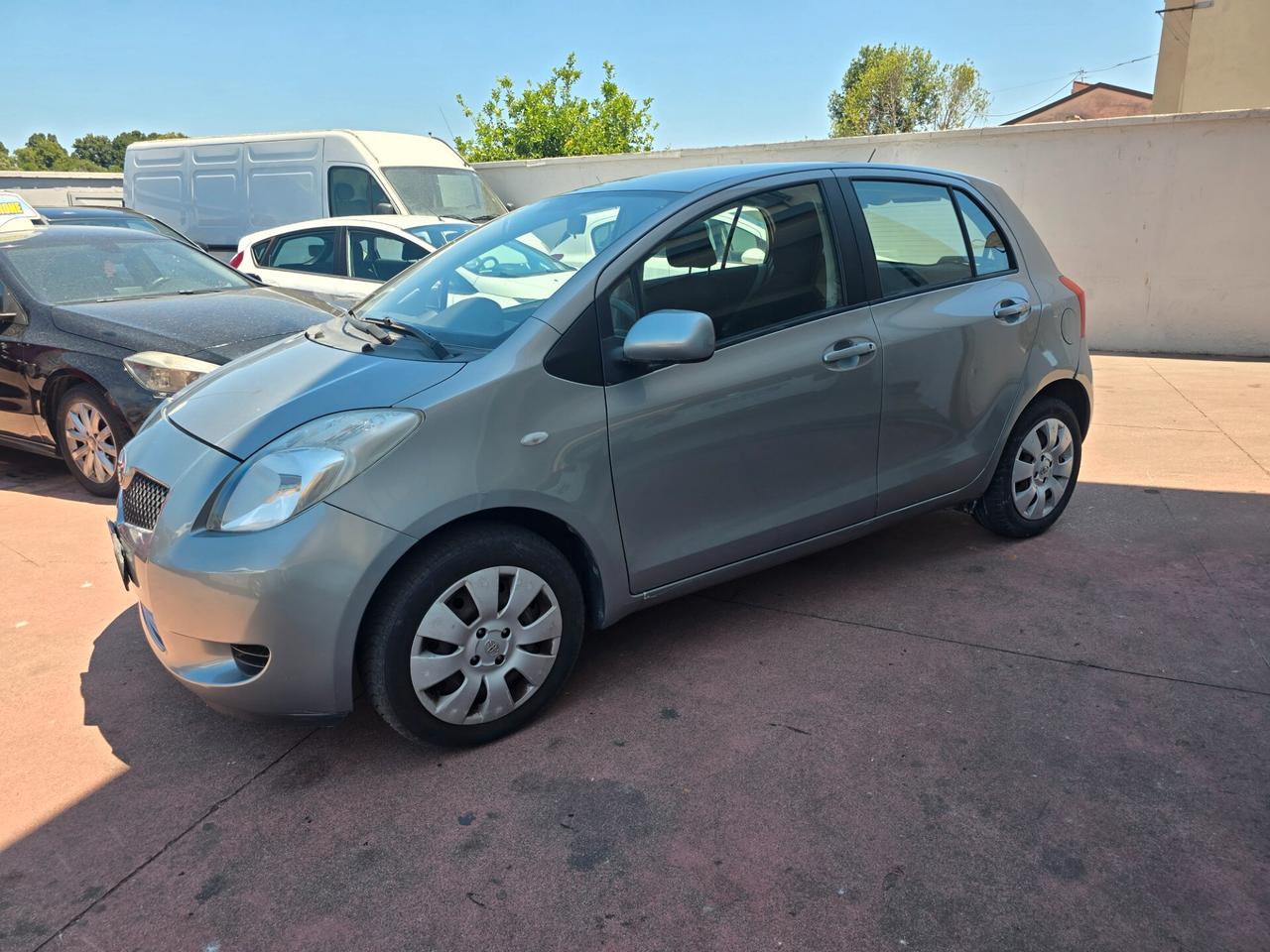 Toyota Aygo 1.0 12V VVT-i 5 porte Sol