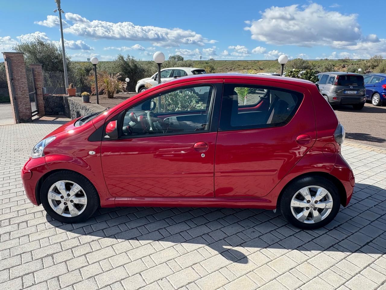 Toyota Aygo 1.0 12V VVT-i 5 porte Sol Connect