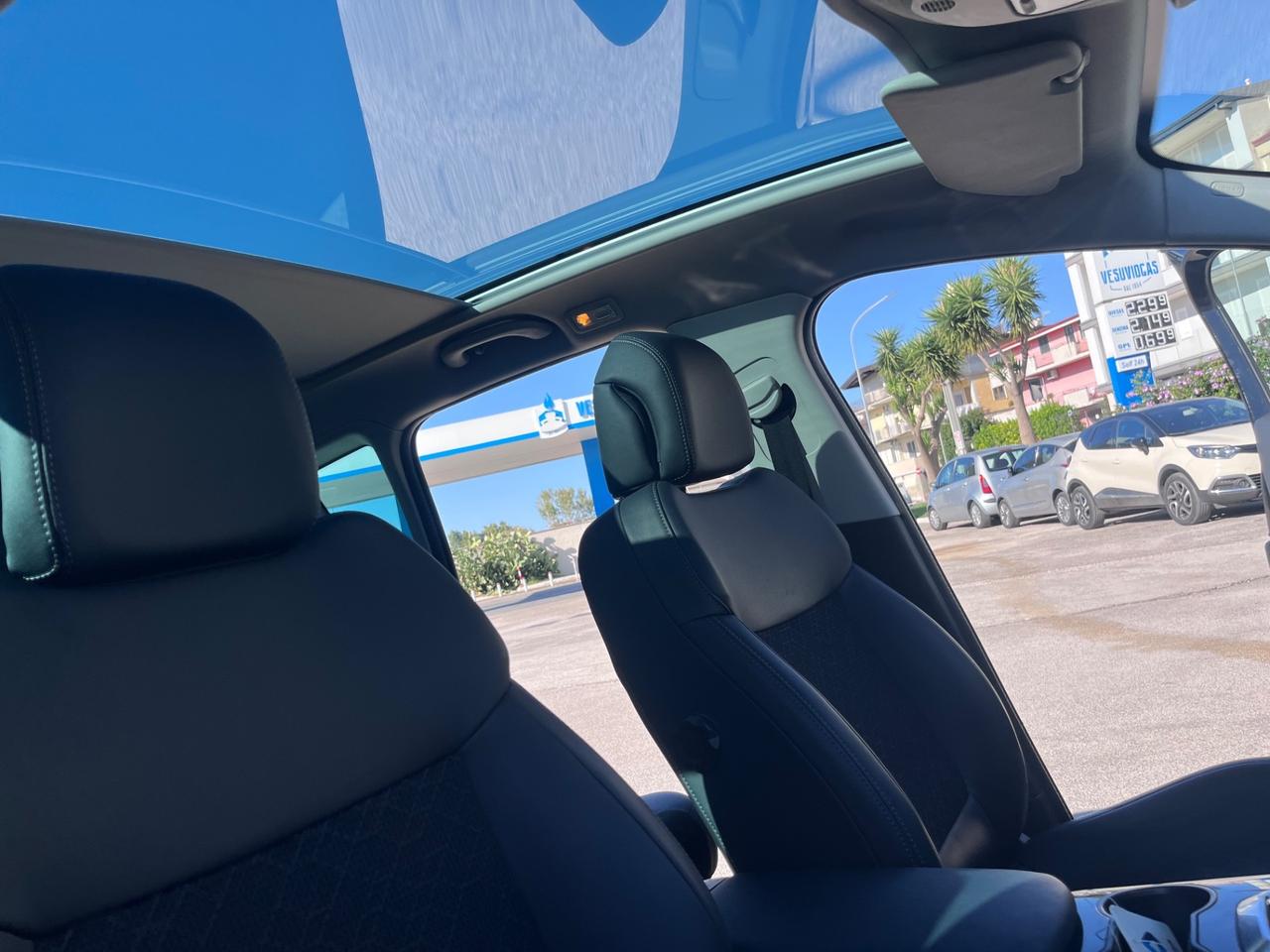 Peugeot 3008 1.6 benzina 73000 km 2015