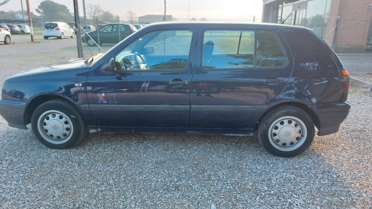 Volkswagen Golf 1.9 TDI/90 CV cat 5p. Movie Air