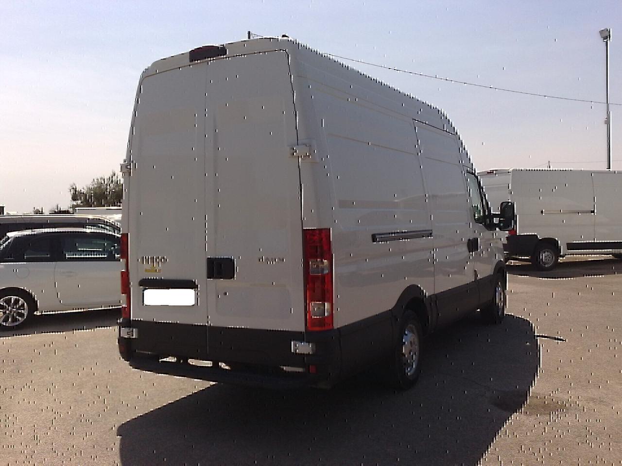 Iveco Daily 35s15 FURGONE DI SERIE - 2014