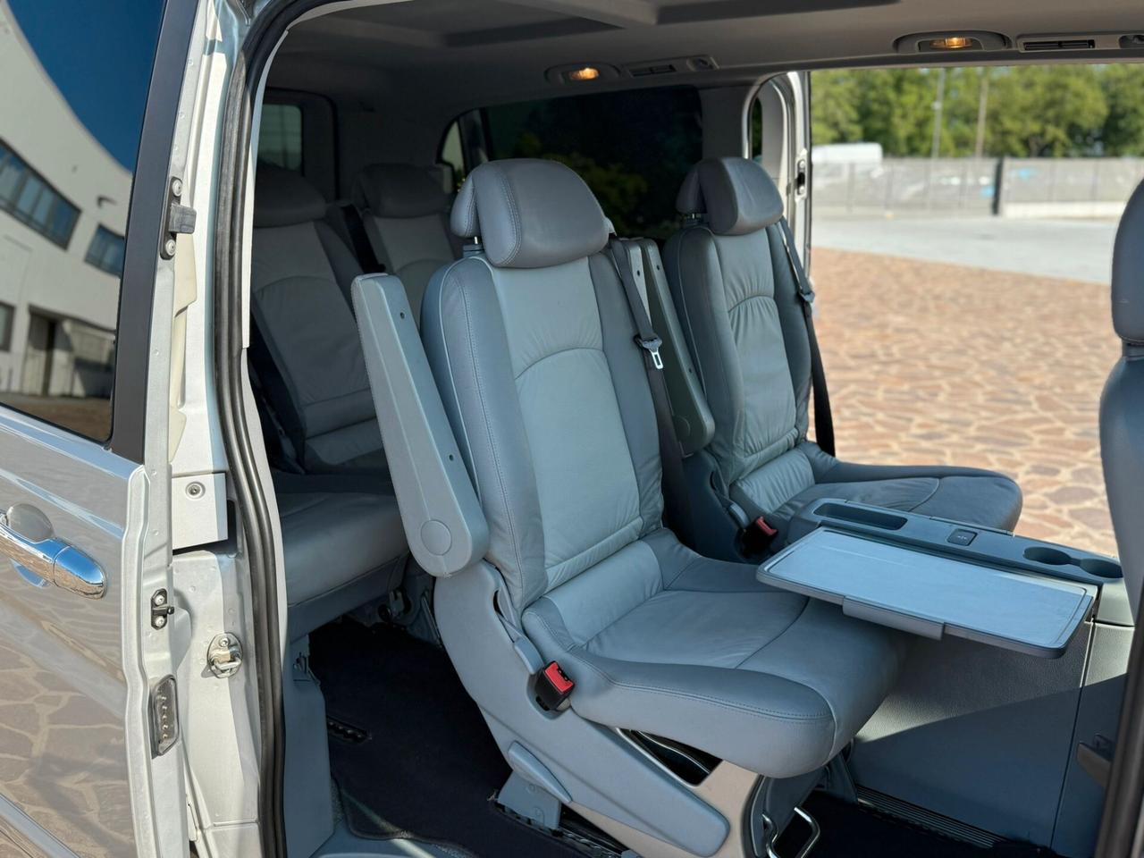 Mercedes-benz Viano 2.2 CDI 4Matic 8 POSTI