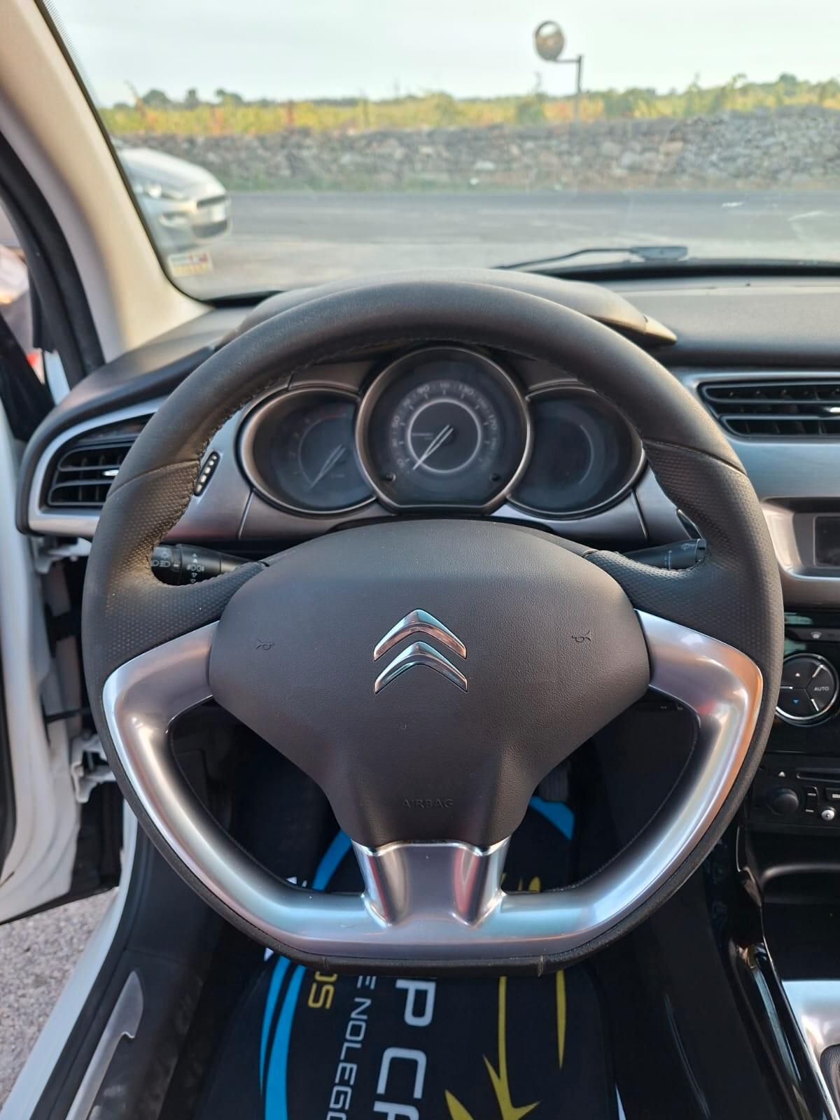 Citroen C3 1.4 HDi 70 Exclusive Style DIESEL
