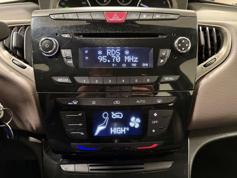 Lancia Ypsilon Ypsilon 1.2 69 CV 5Pt GPL Ecochic Elle - UNICO PROPRIETARIO