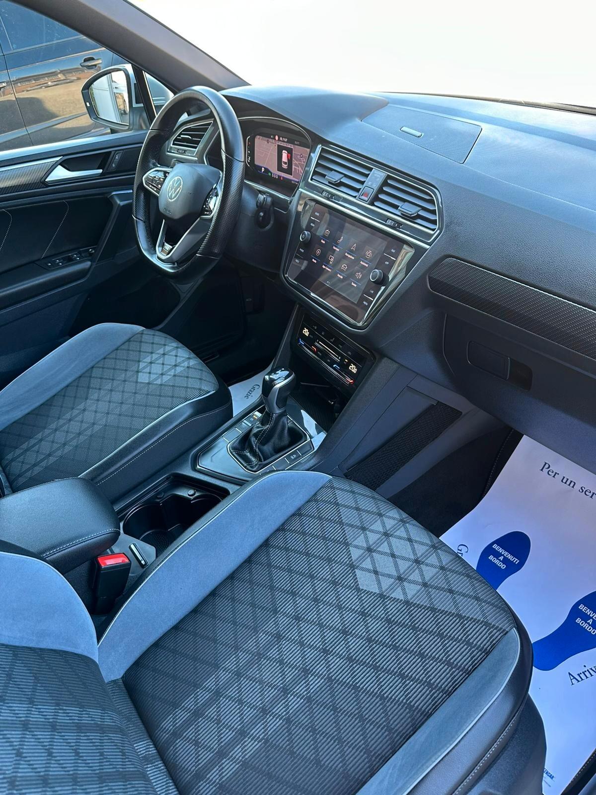 Volkswagen Tiguan 2.0 TDI 150 CV SCR DSG R-Line