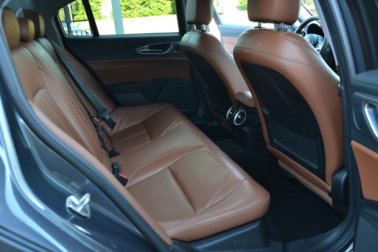 Alfa Romeo Giulia 2.2 180CV SUPER 6M **FULL OPTIONAL**PREZZO VERO**