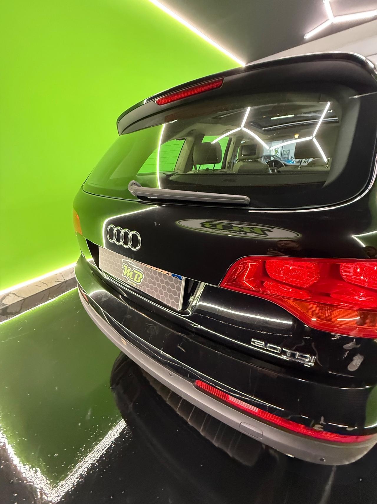 Audi Q7 3.0 V6 TDI 233CV quattro tiptronic