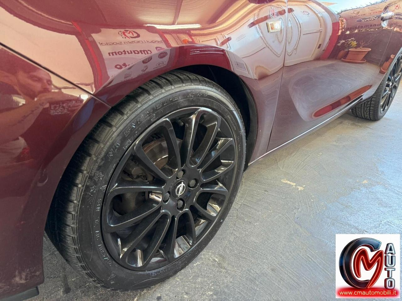 Opel Adam 1.2 70 CV Start&Stop Jam TettoPanoramico Bicolore