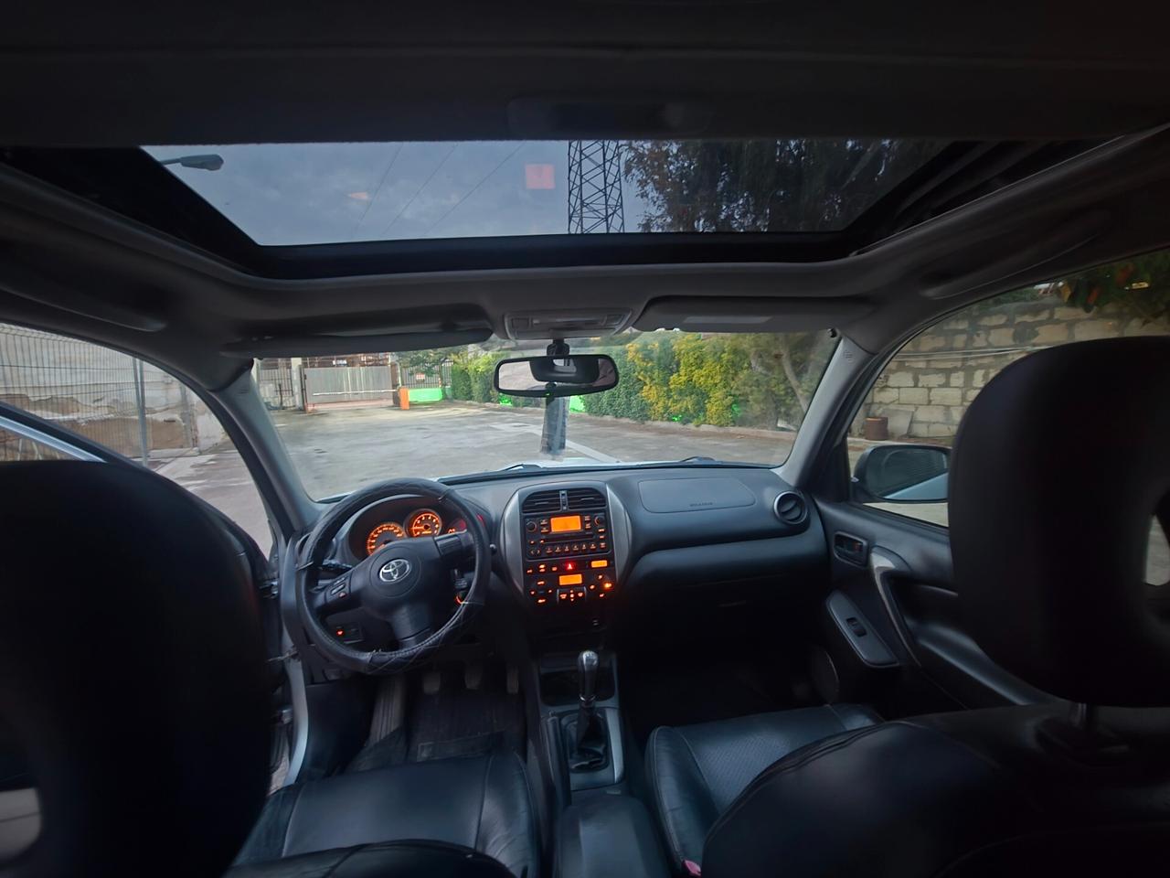 Toyota RAV 4 RAV4 2.0 Tdi D-4D cat 5 porte Sol