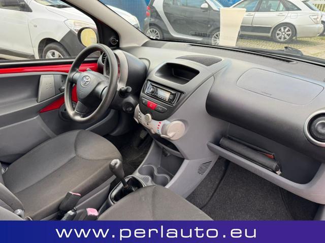 TOYOTA Aygo 1.0 12V VVT-i 5 porte Sol