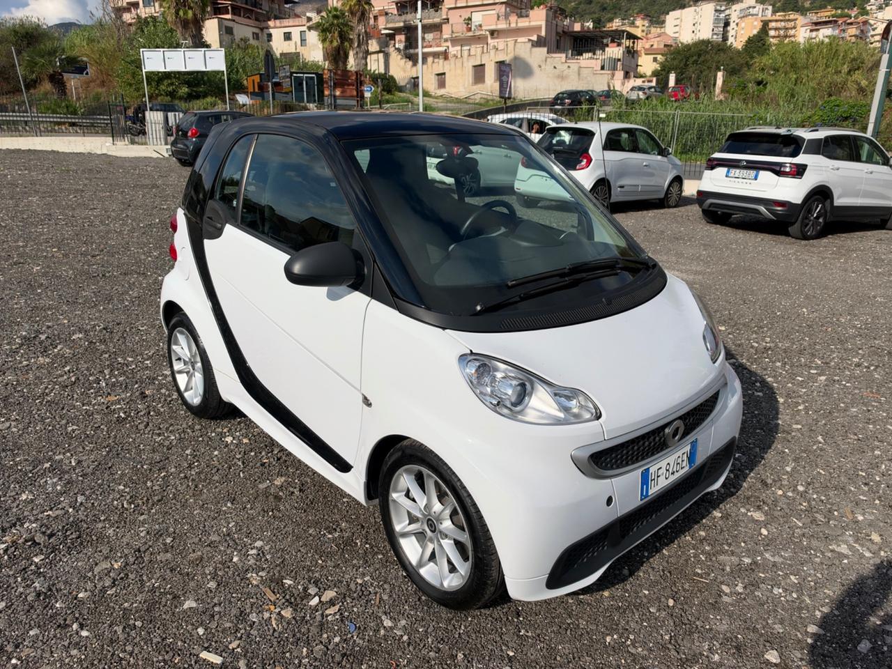 Smart ForTwo 1000 52 kW MHD coupé passion