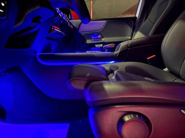 MERCEDES-BENZ GLB 200 d Automatic 4Matic Sport Plus TETTO APR/PAN