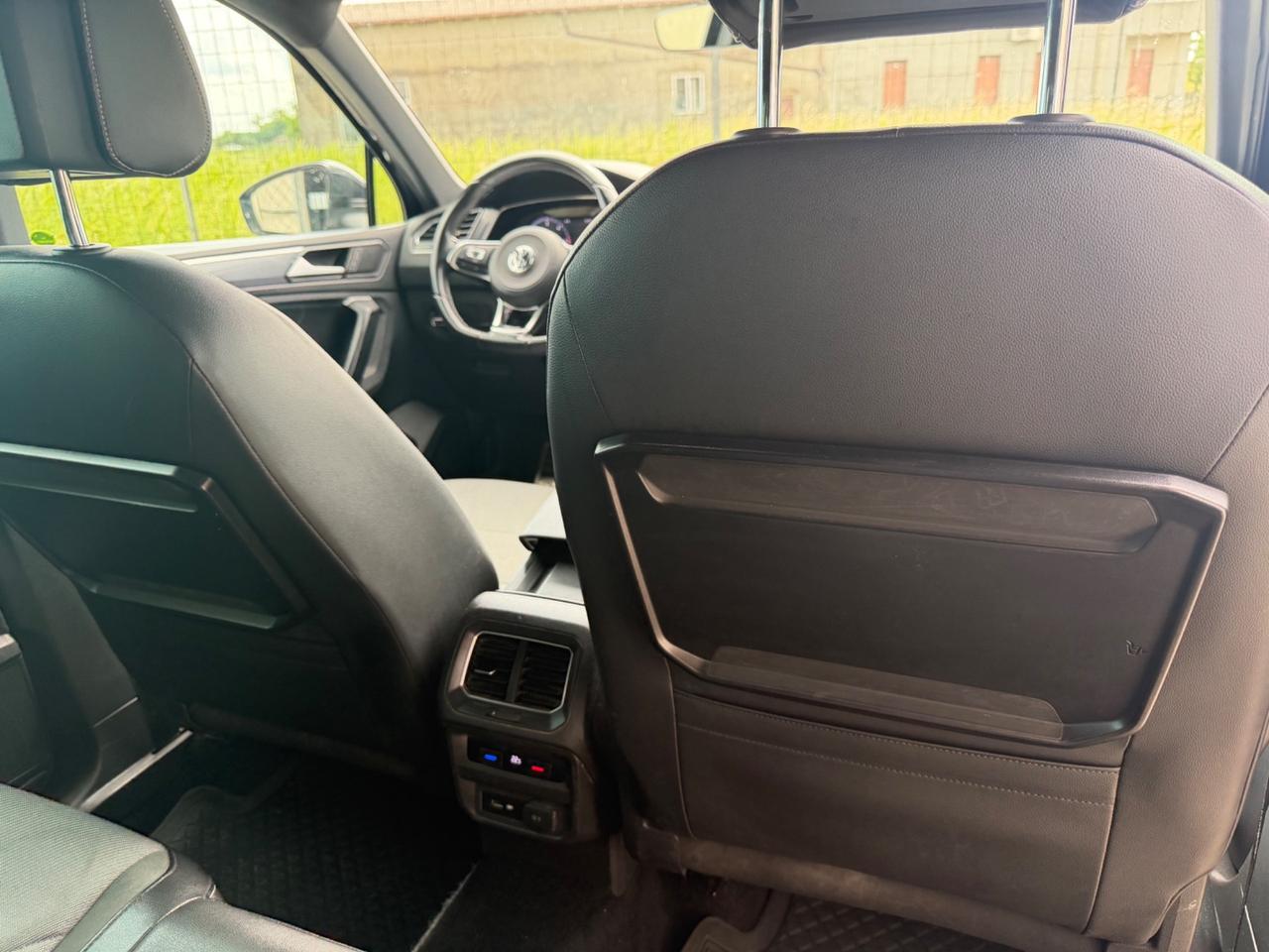 Volkswagen Tiguan 2.0 BiTDI SCR DSG 4MOTION Advanced R-Line BMT