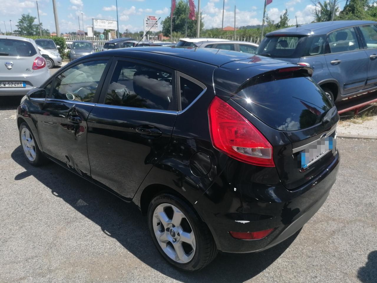 Ford Fiesta Fiesta 1.4 5 porte Bz.- GPL