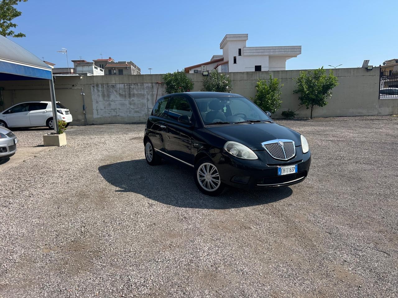 Lancia Ypsilon 1.2 69 CV Diva