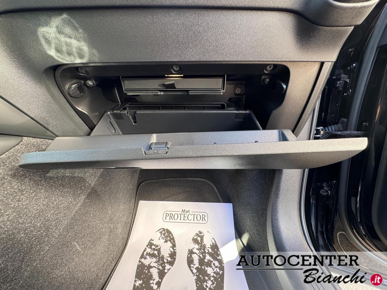 Volvo XC40 2.0 b4 awd Momentum