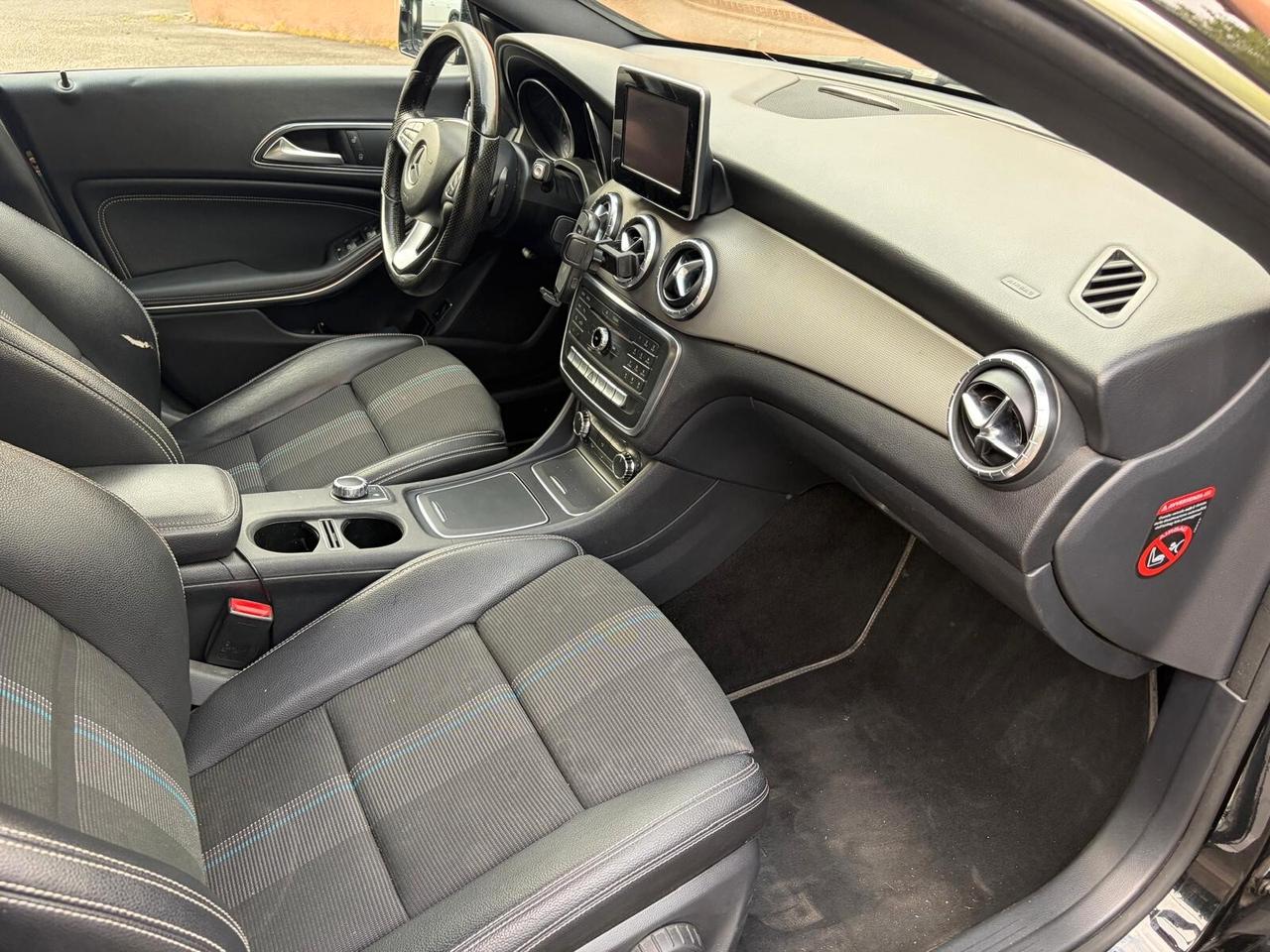 MERCEDES CLA 180 D AUTOMATIC BUSINESS