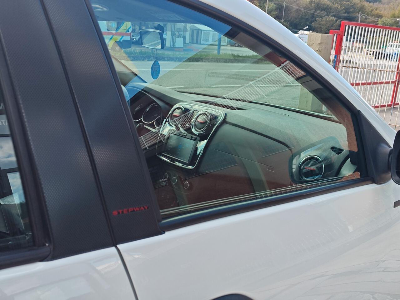 DACIA SANDERO STEPWAY 1.5 BLUE DCI 95 CV TECHROAD