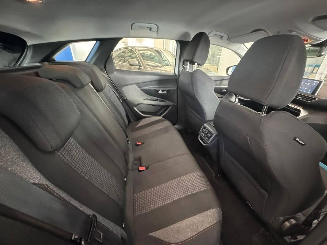 Peugeot 3008 II 1.5 bluehdi Allure s&s 130cv eat8