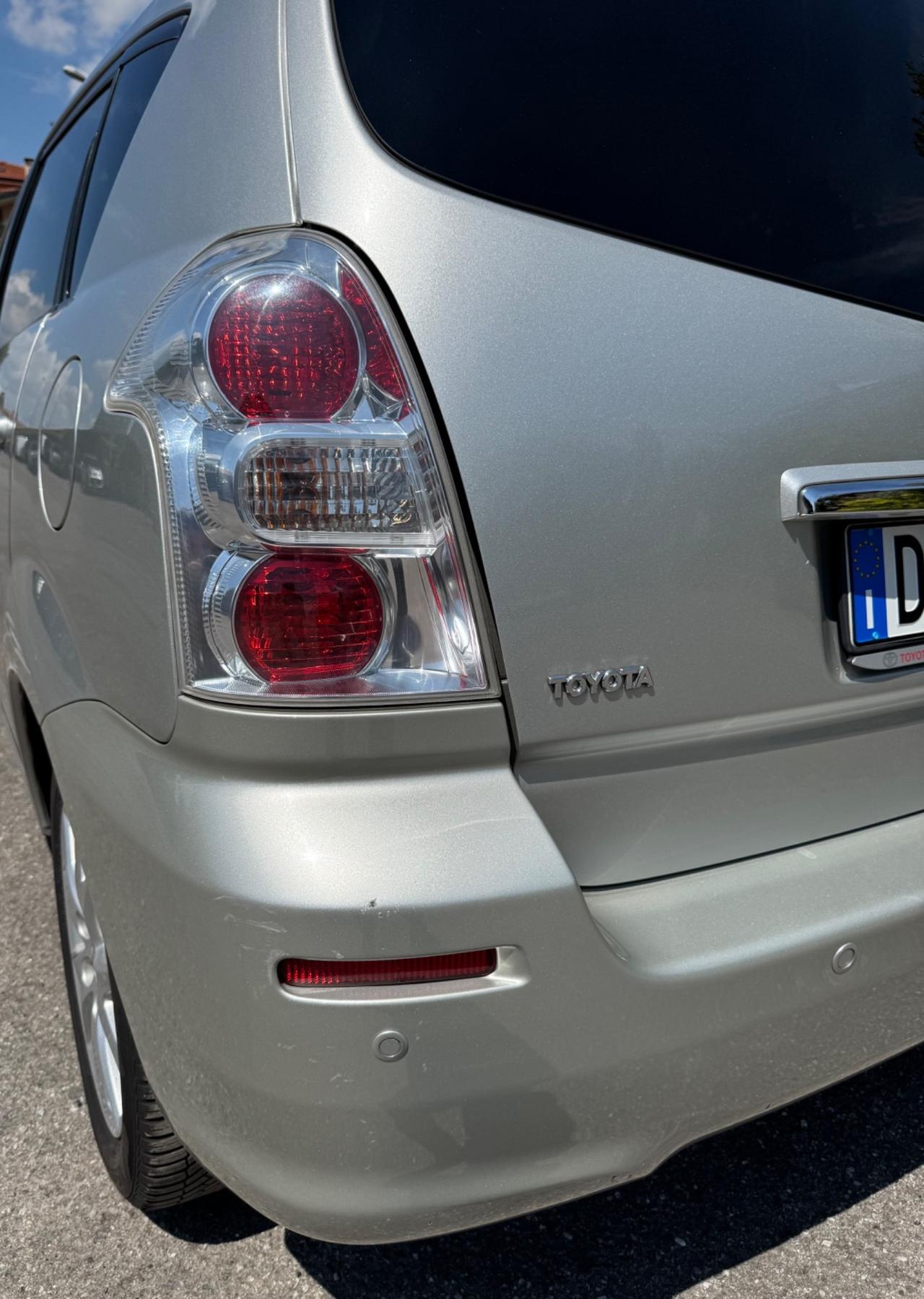 Toyota Corolla Verso 1.8 16V MMT MY'08 7posti AUTOMATICA