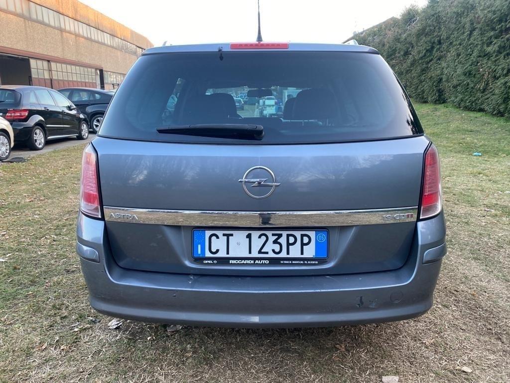Opel Astra 1.9 CDTI 120CV Station Wagon Cosmo