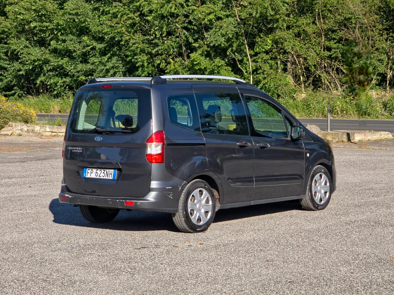 Ford Tourneo Courier 1.5 TDCI 75 CV Sport 2018-E6 Manuale NEO