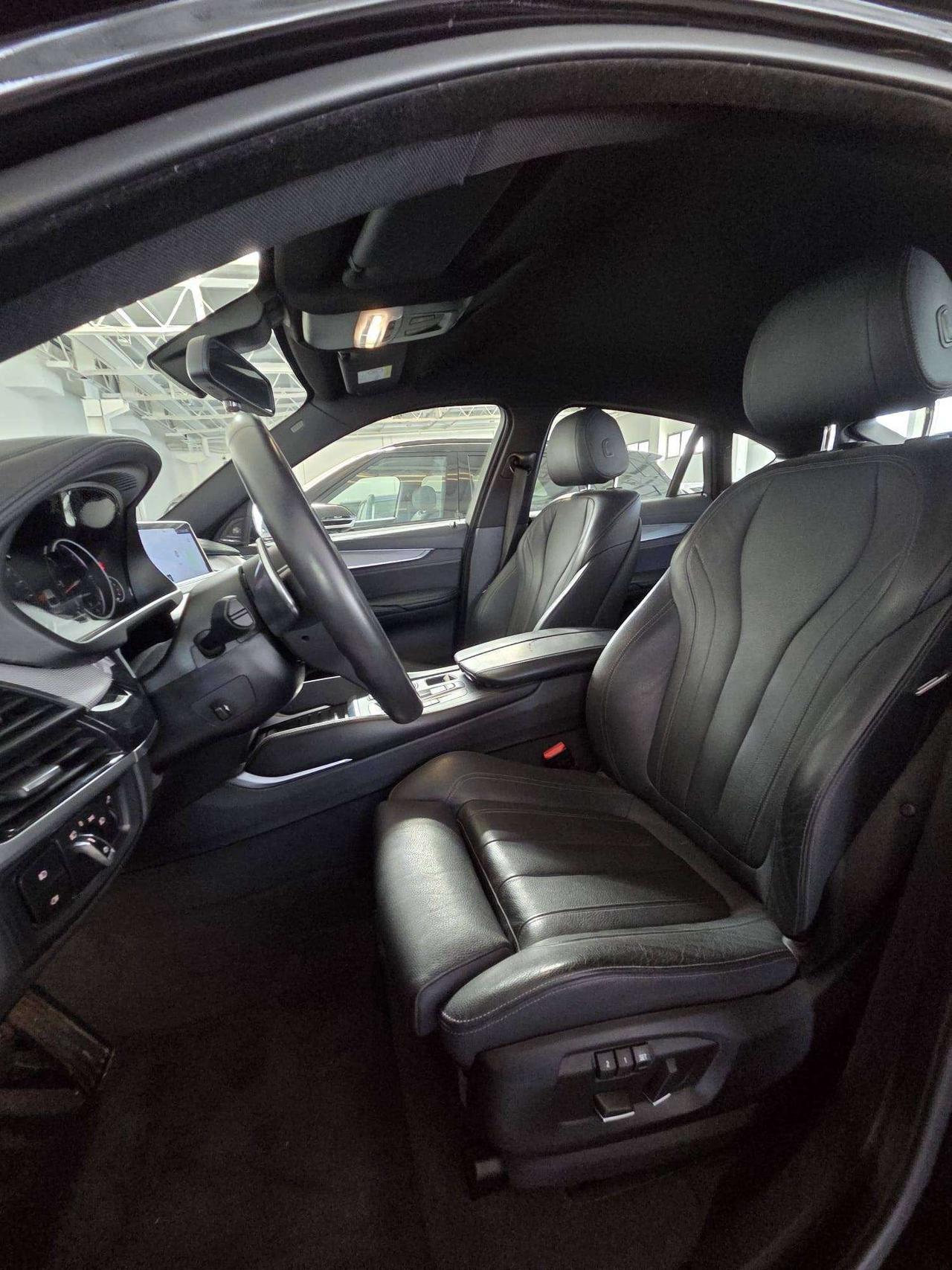 BMW X6 M X6 M50d auto