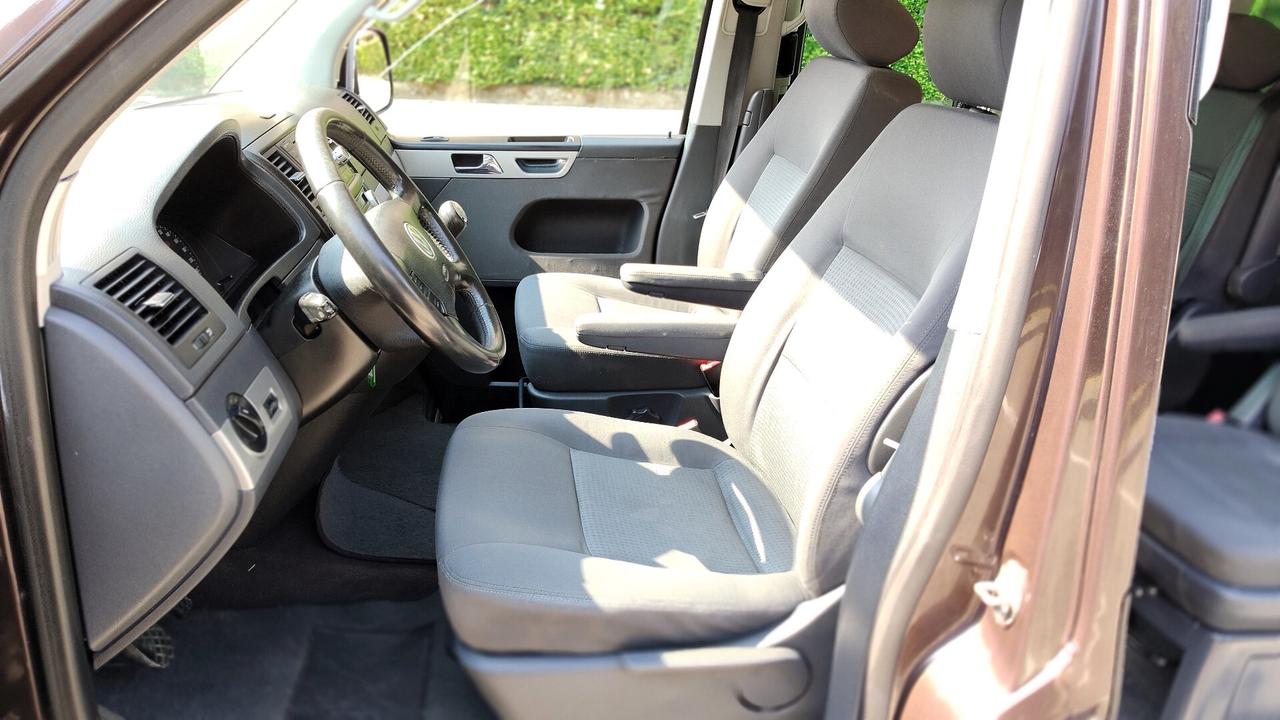 Volkswagen Multivan T5 2.5 TDI 4motion Gancio