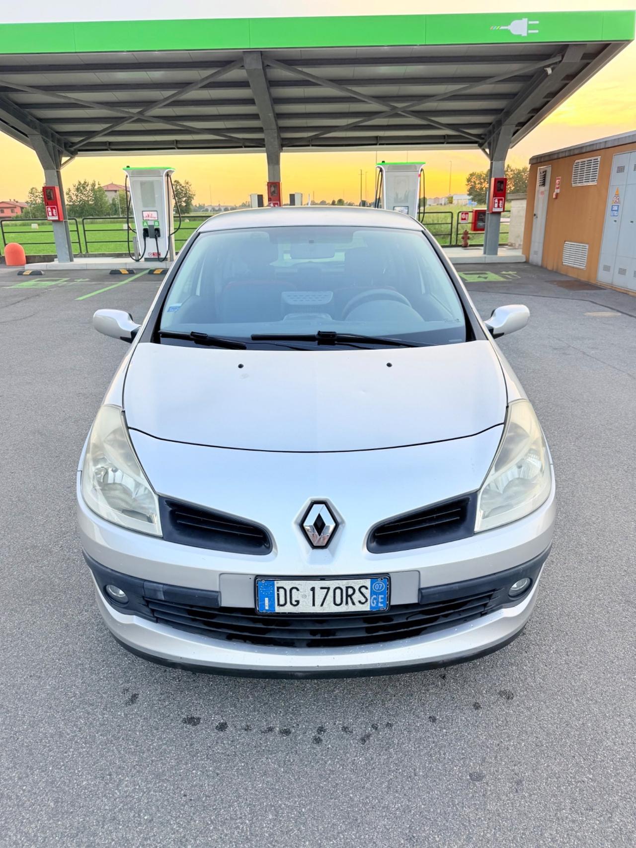 Renault Clio 1.2 16V