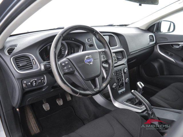 VOLVO V40 Cross Country D2 1.6 Kinetic