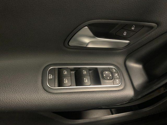 MERCEDES-BENZ A 180 d Automatico Sport + Full Led