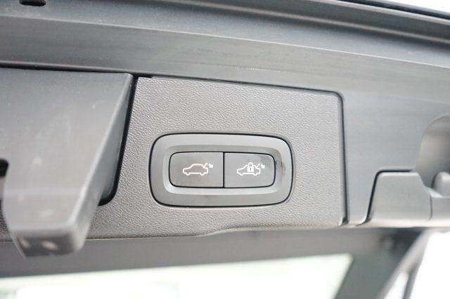 VOLVO XC60 T6 Recharge Plug-in Hybrid AWD Inscription Express