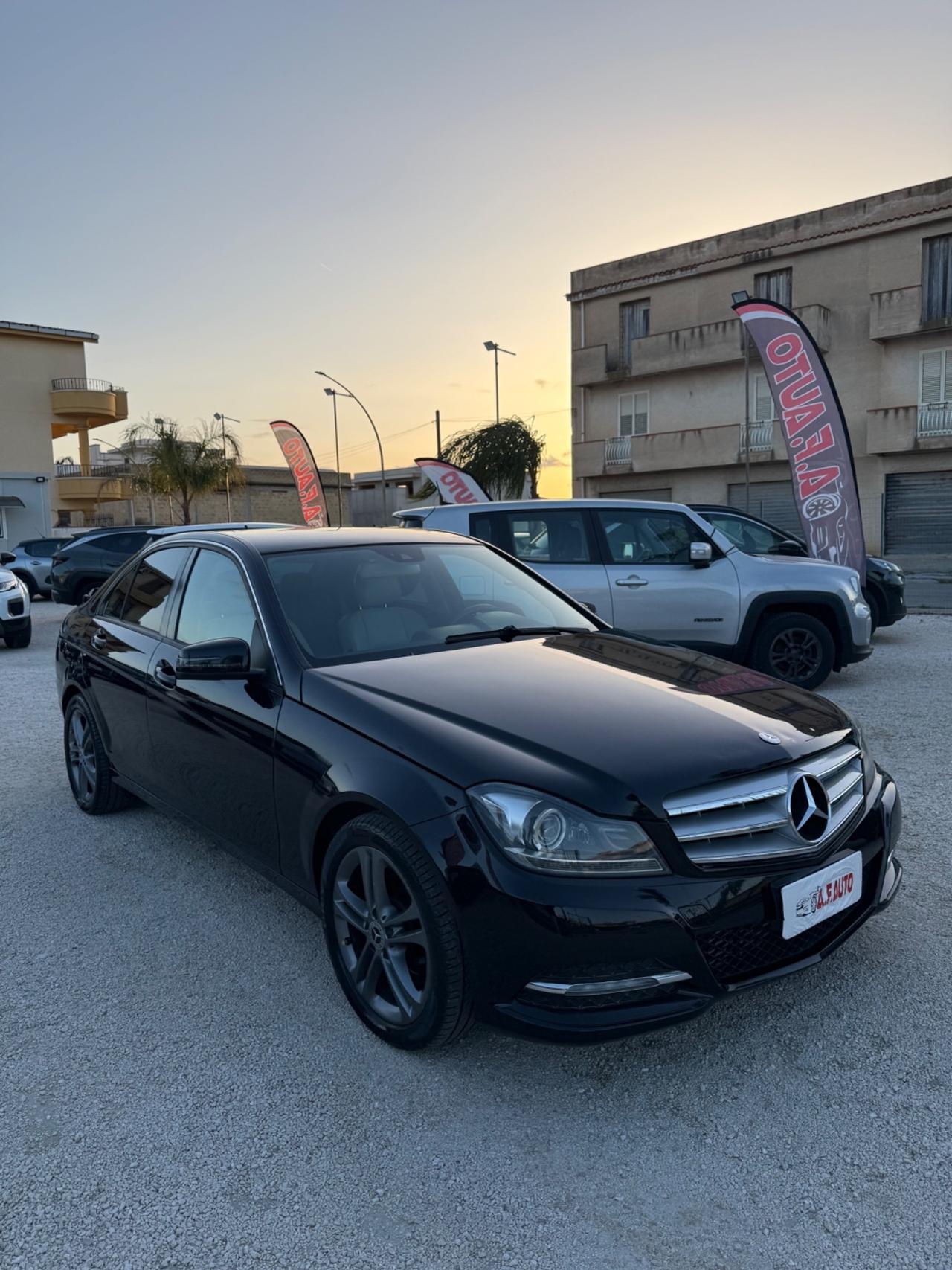 Mercedes-benz C 200 CDI BlueEFFICIENCY Avantgarde