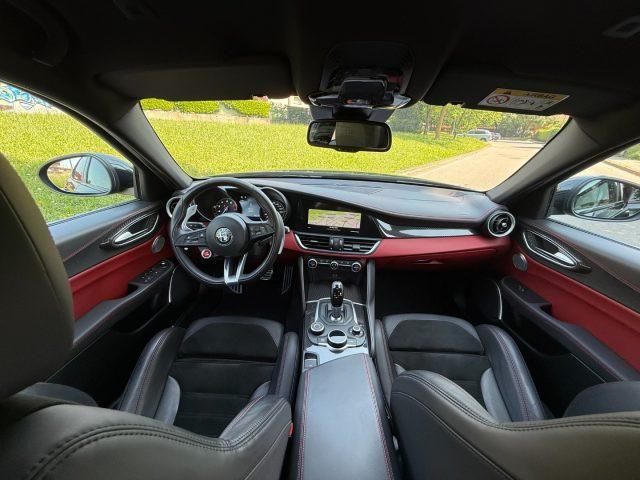 ALFA ROMEO Giulia 2.9 V6 Bi-Turbo AT8 Quadrifoglio