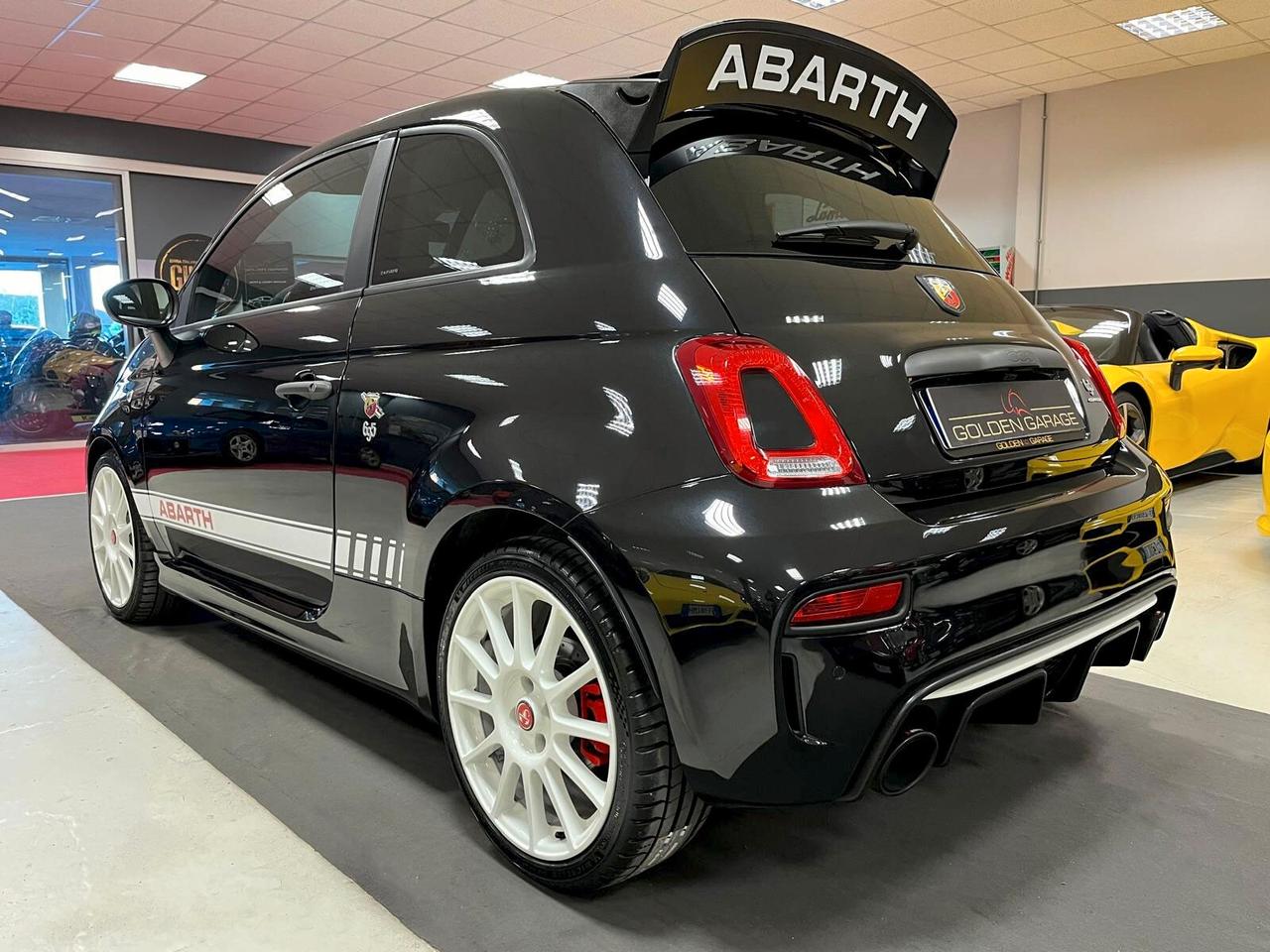 Abarth 695 1.4 Turbo T-Jet 180 CV Esseesse