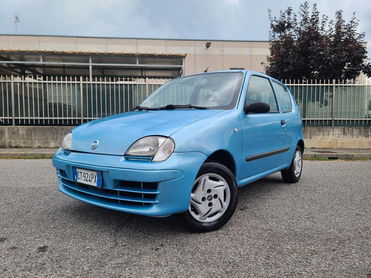 Fiat 600 CON A/C SOLO 59.000KM