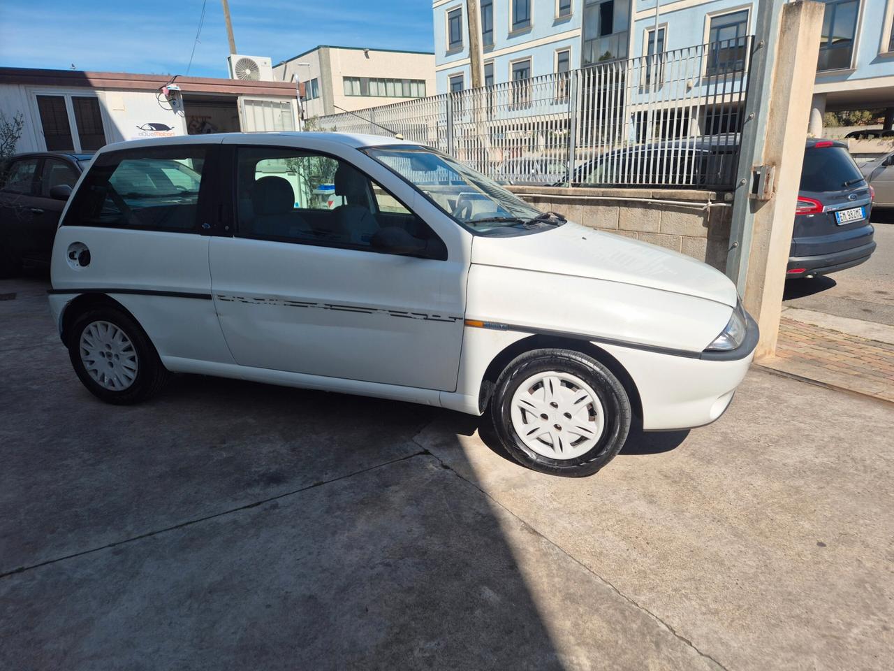 Lancia Y 1.2i cat LS