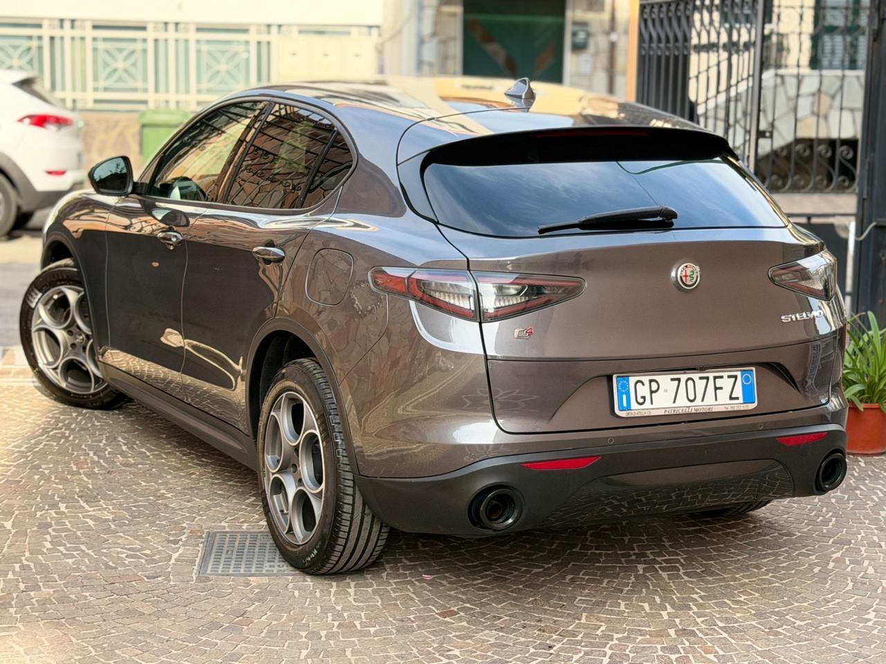 Alfa Romeo Stelvio 2.2 Turbodiesel 210 CV AT8 Q4 Sprint