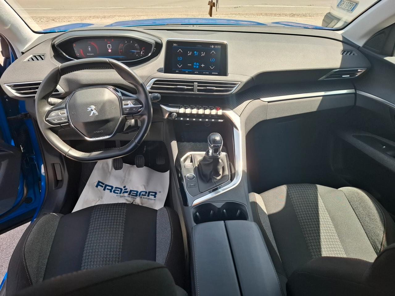 Peugeot 3008 1.5 disel 131cv anno 2022